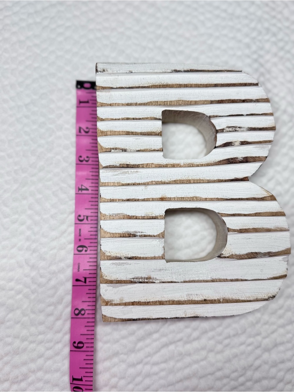DownEast Home Rustic Whitewashed Wooden Letter B Freestanding Monogram Decor - Picture 6 of 7